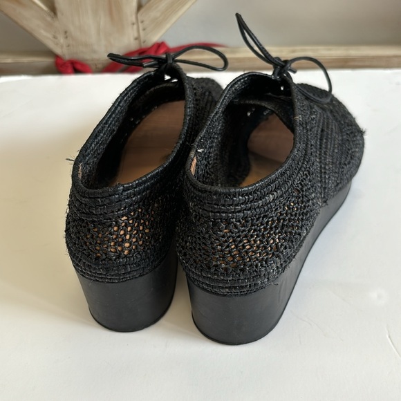 Robert Clergerie Vicole Woven Raffia platform Oxford shoes - Picture 3 of 4
